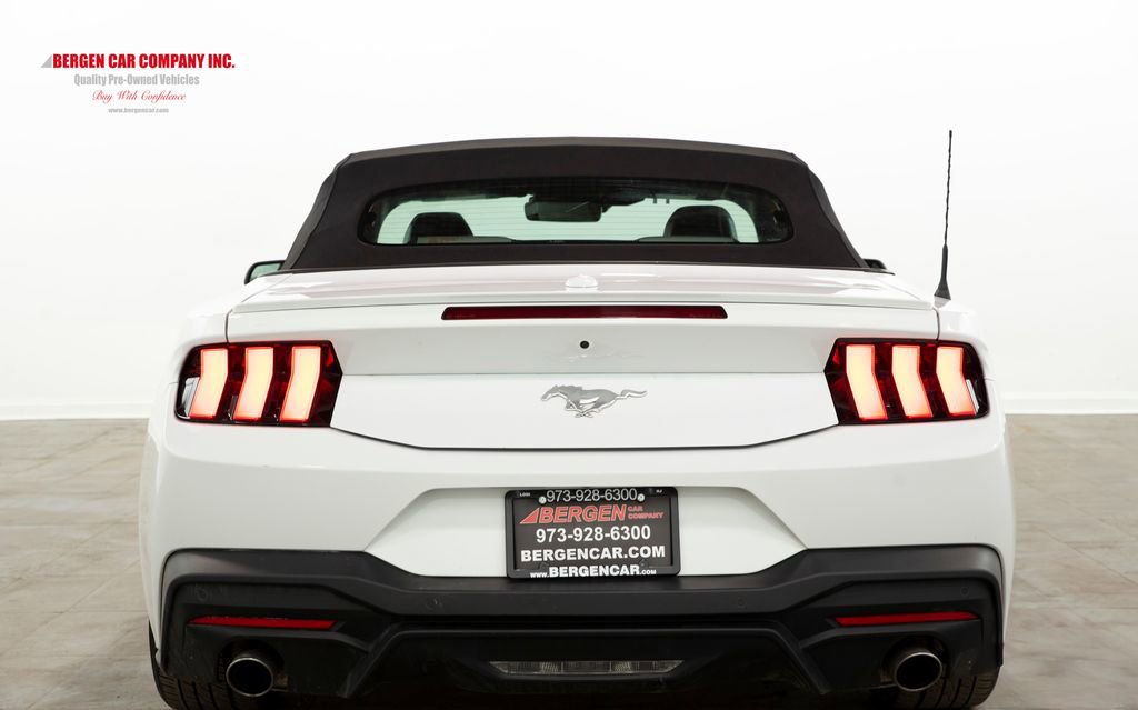 Used 2024 Ford Mustang Premium image 12