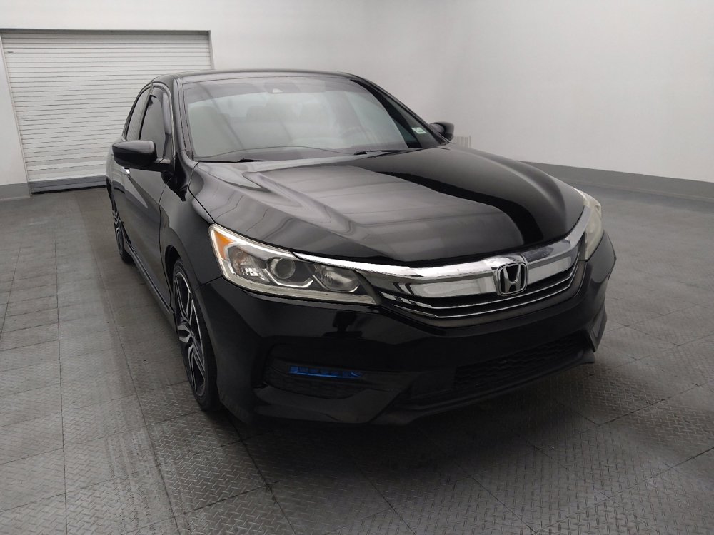 Used 2017 Honda Accord Sport image 14