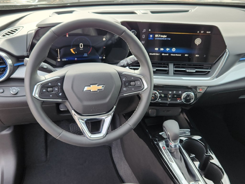 New 2026 Chevrolet Trax LT w/ Driver Confidence Package FWD image 11
