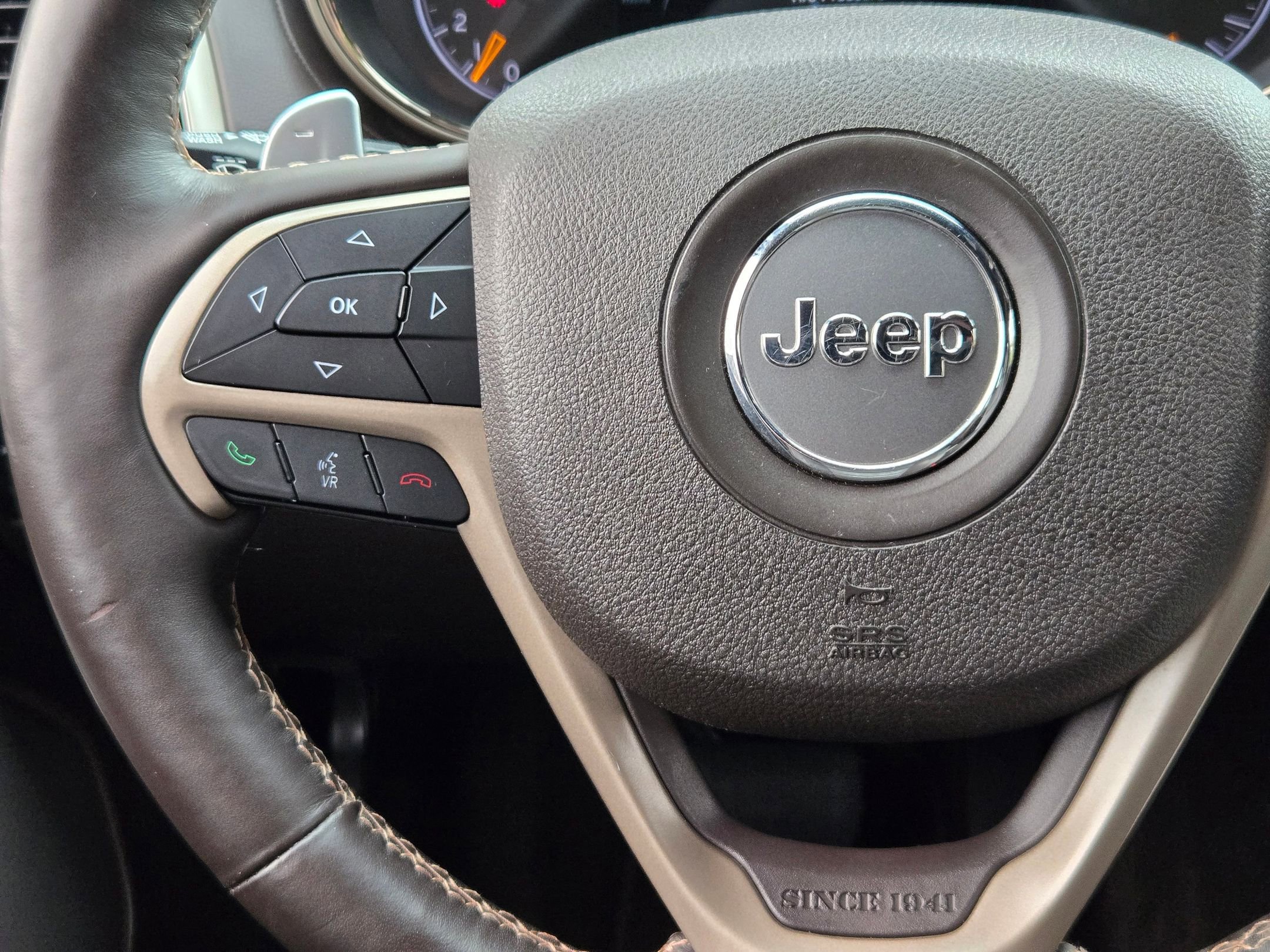 Used 2015 Jeep Grand Cherokee Summit w/ Platinum Series Group AWD/4WD image 22