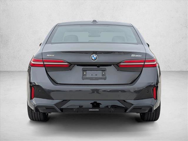 New 2026 BMW 530i xDrive w/ M Sport Package AWD/4WD image 8