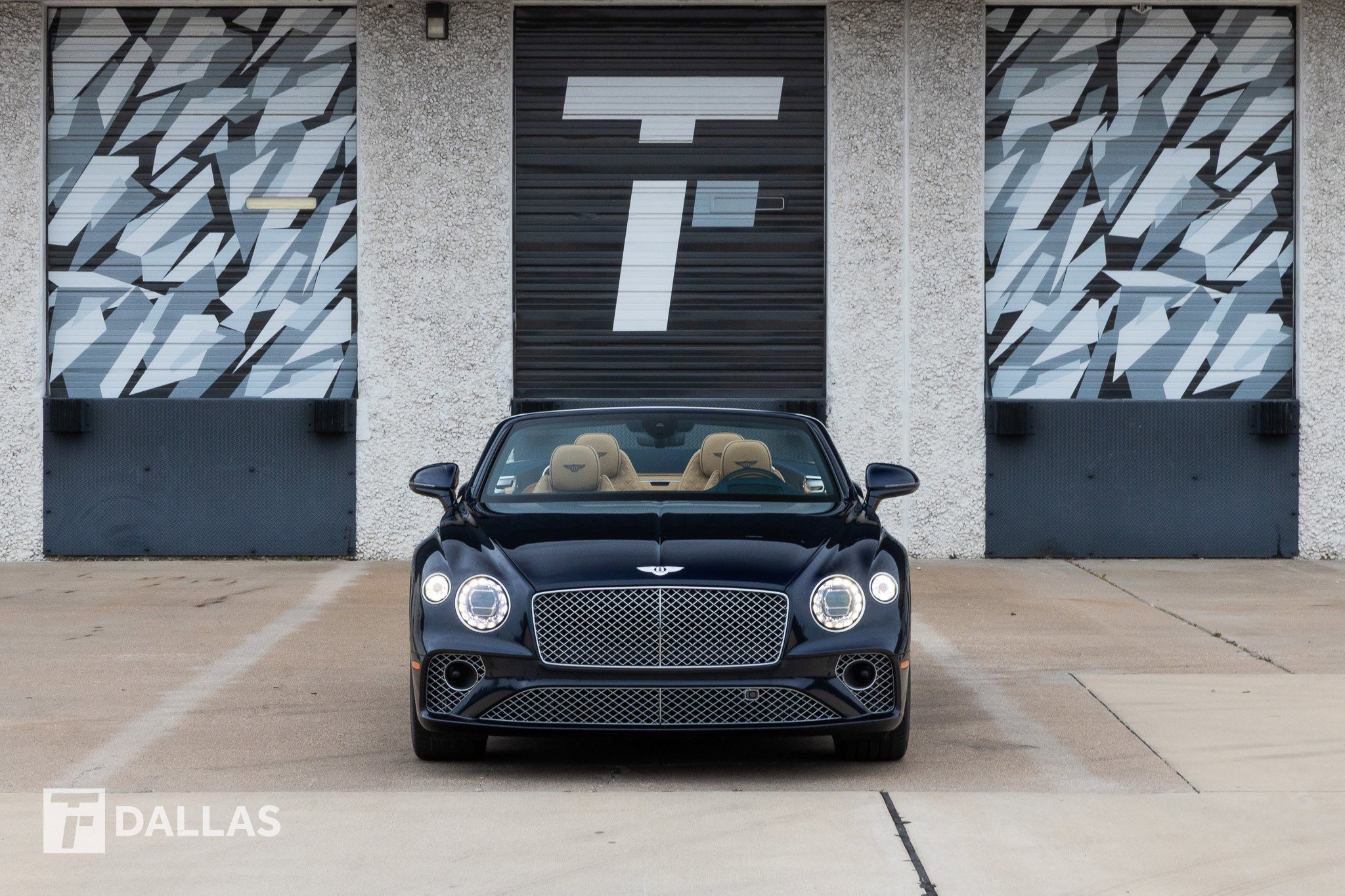 Used 2021 Bentley Continental GT image 3