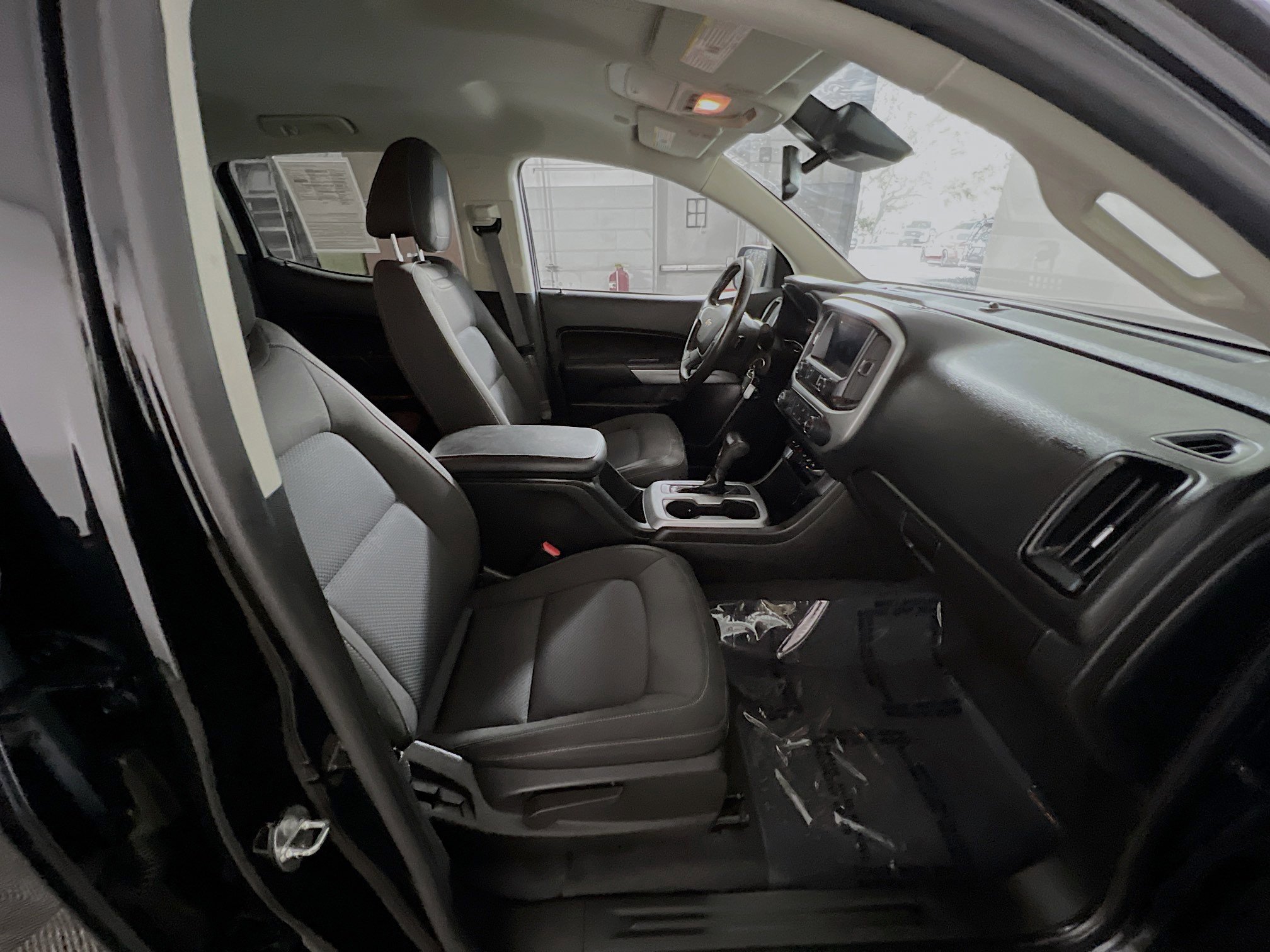 Used 2021 Chevrolet Colorado LT w/ Safety Package AWD/4WD image 31