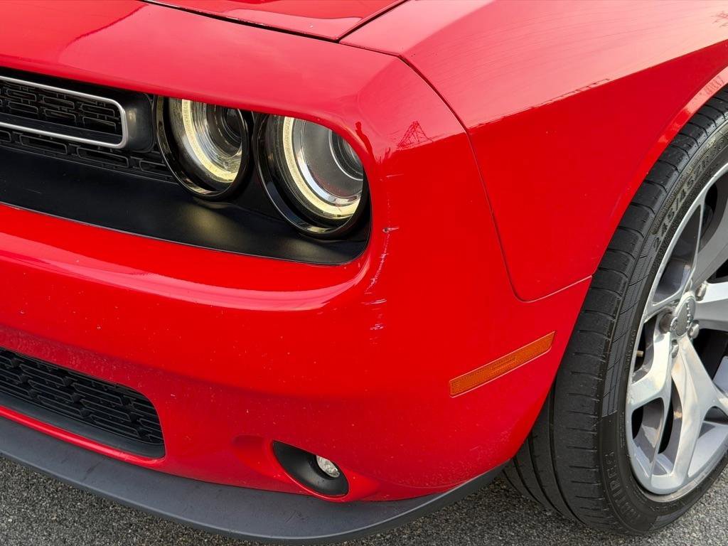 Used 2016 Dodge Challenger SXT Plus image 12