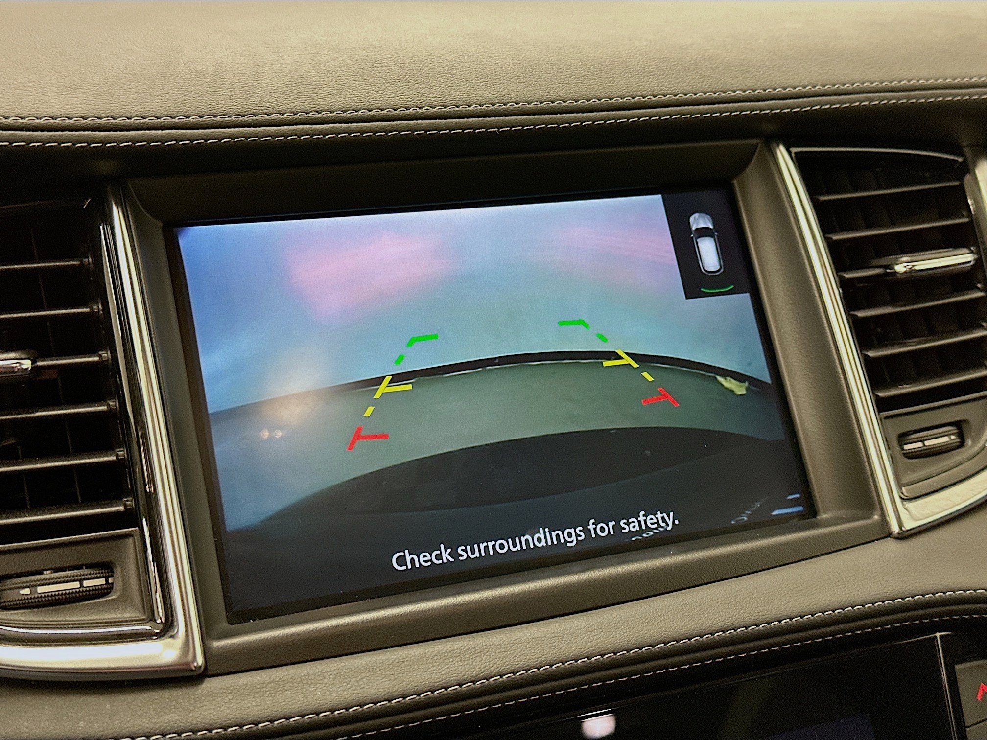 Used 2023 INFINITI QX50 Luxe AWD/4WD image 22