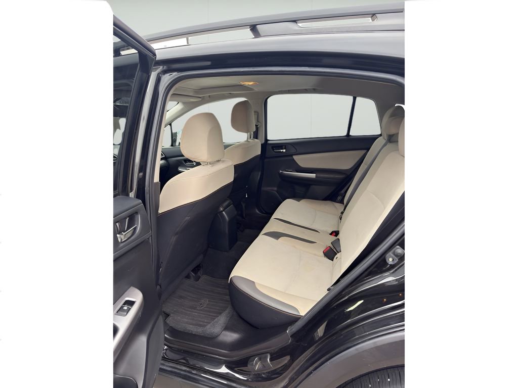 Used 2017 Subaru Crosstrek 2.0i Premium w/ Moonroof Package image 8