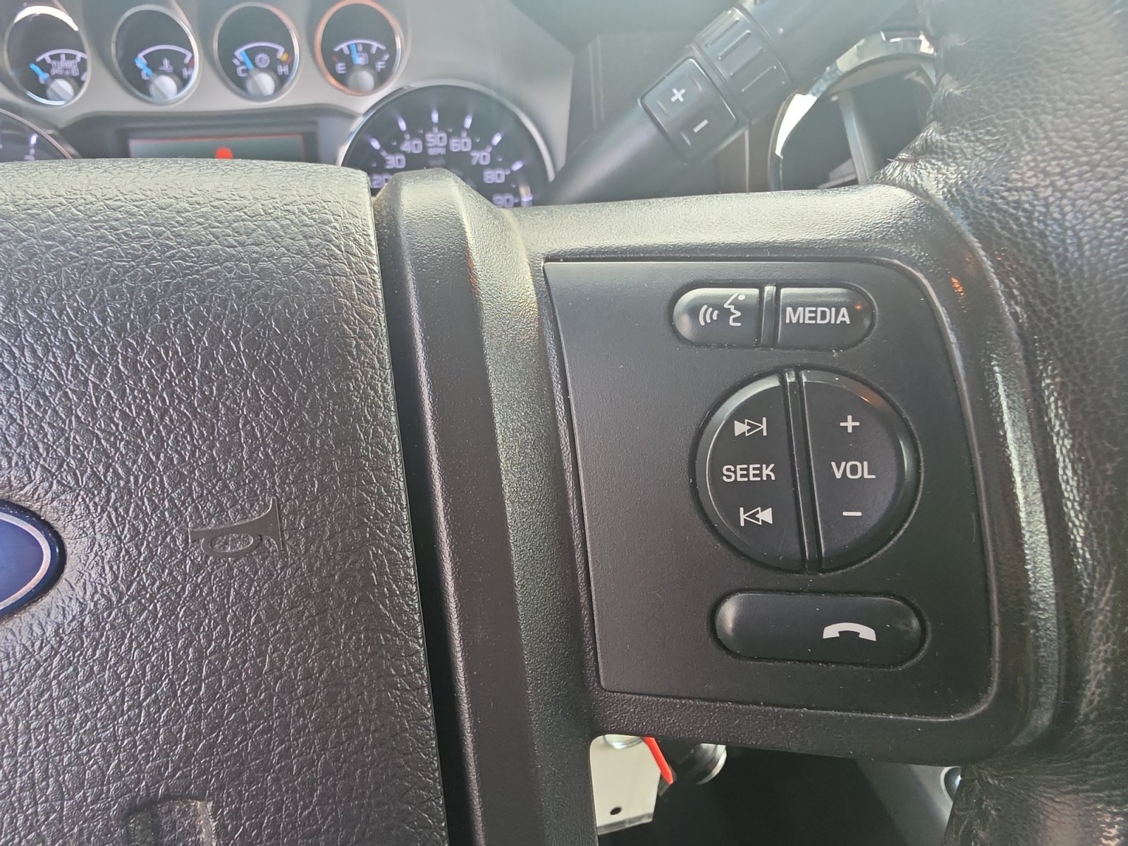 Used 2015 Ford F350 Lariat AWD/4WD image 13