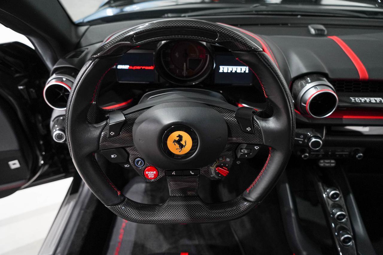 Used 2019 Ferrari 812 Superfast RWD image 11