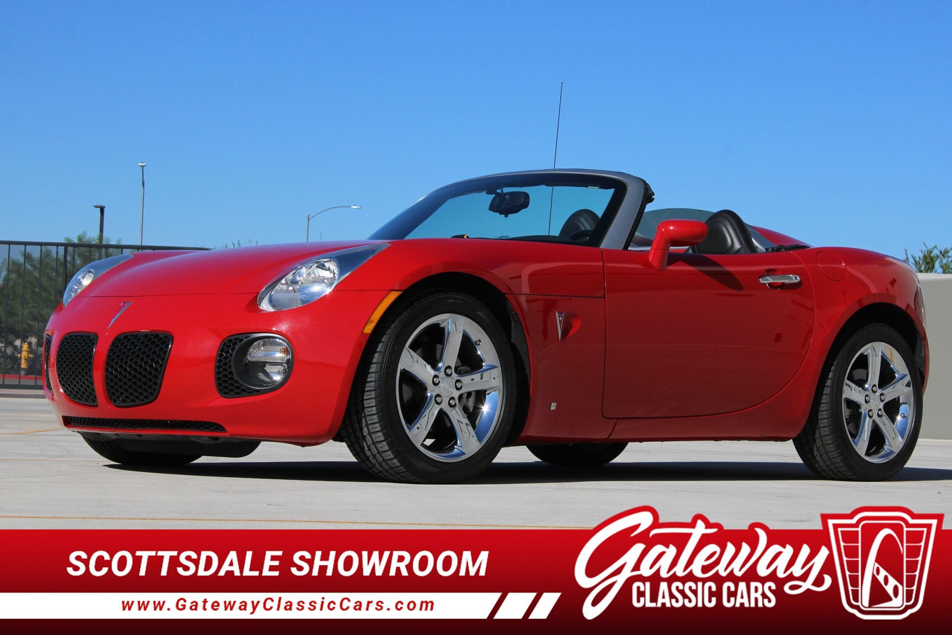 Used 2008 Pontiac Solstice GXP w/ Premium Package image 1