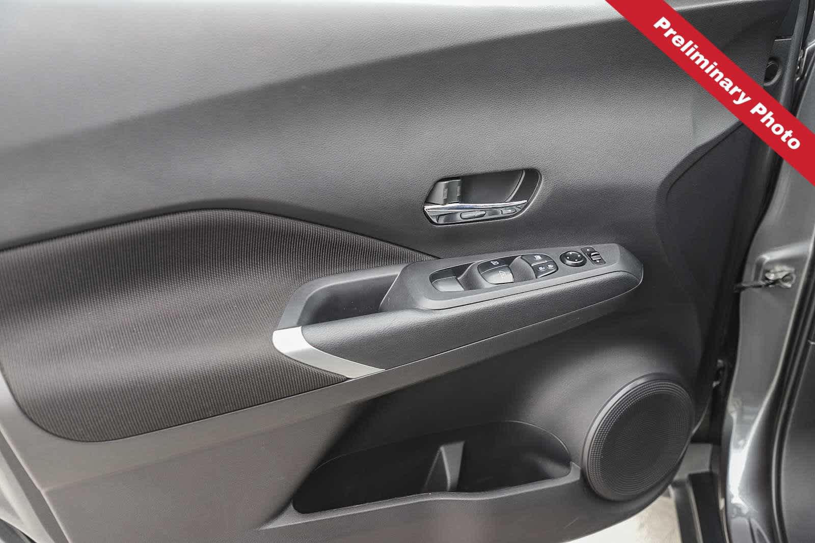 Used 2024 Nissan Kicks SV FWD image 13