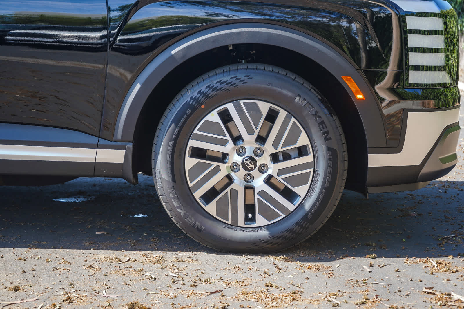 New 2026 Hyundai Palisade FWD Hybrid image 9