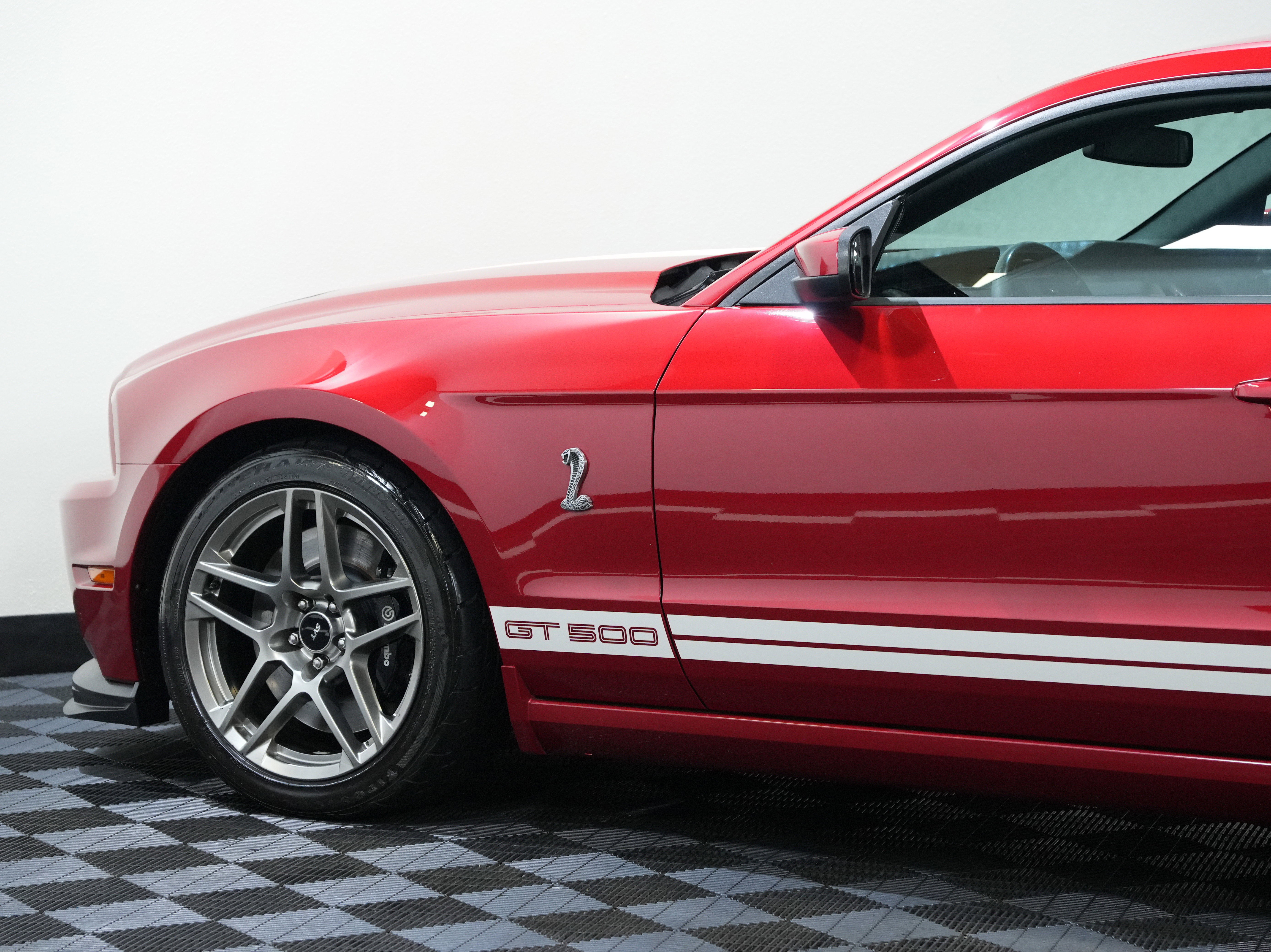Used 2013 Ford Mustang Shelby GT500 w/ Electronics Pkg image 18
