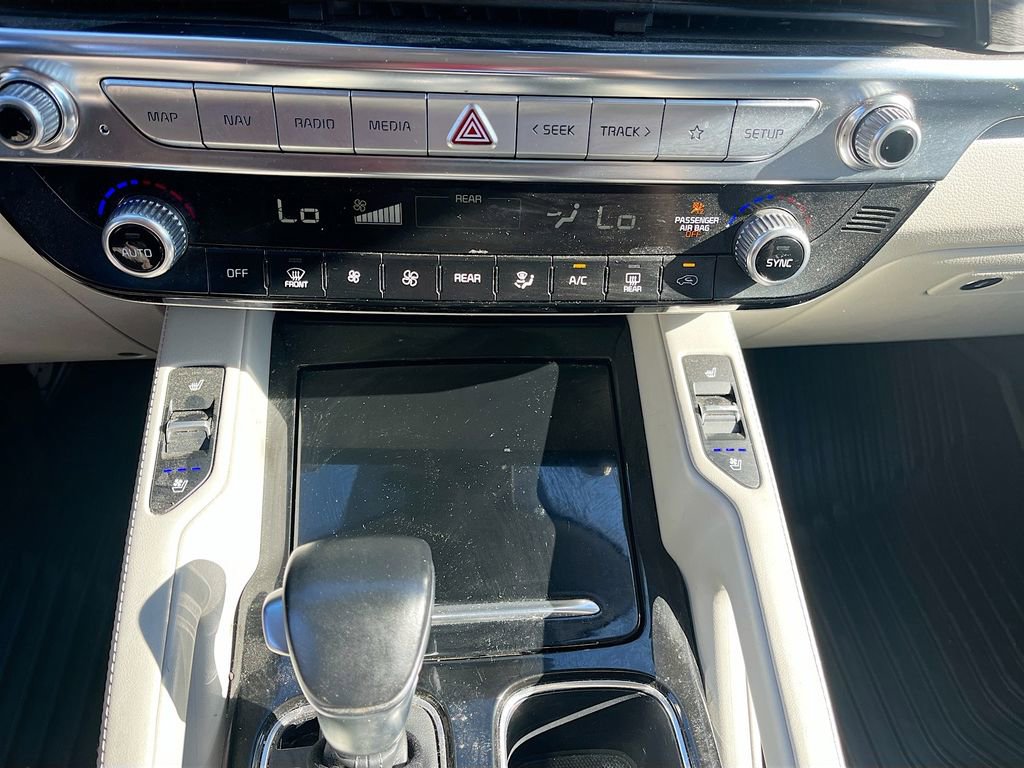 Used 2022 Kia Telluride EX w/ EX Premium Package FWD image 20