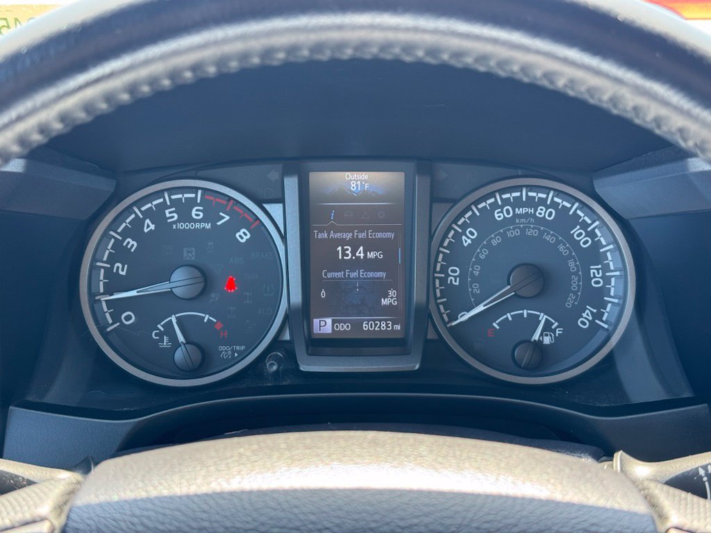 Used 2021 Toyota Tacoma TRD Off-Road w/ Technology Package AWD/4WD image 13