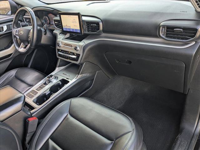 Used 2021 Ford Explorer XLT w/ Equipment Group 202A image 24