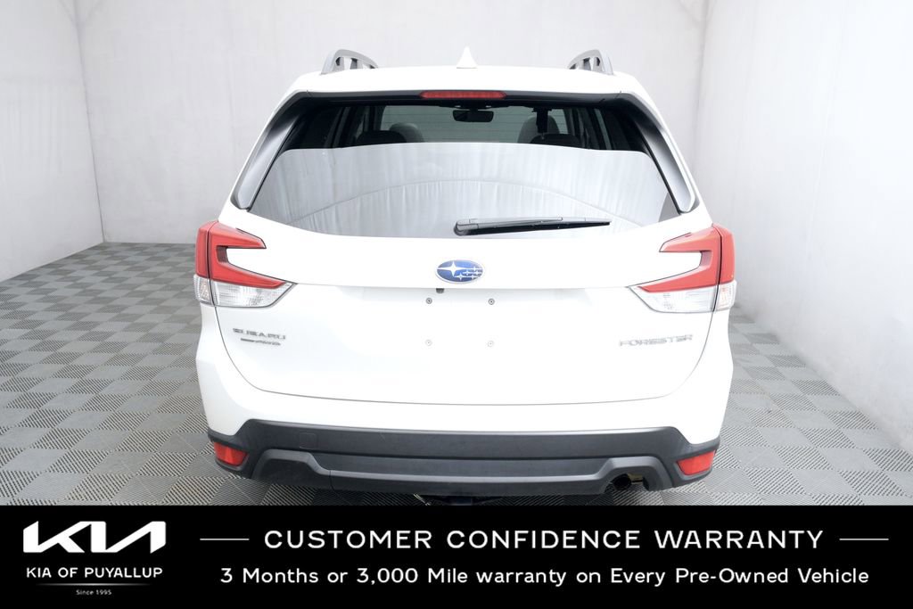 Used 2022 Subaru Forester Premium AWD/4WD image 6