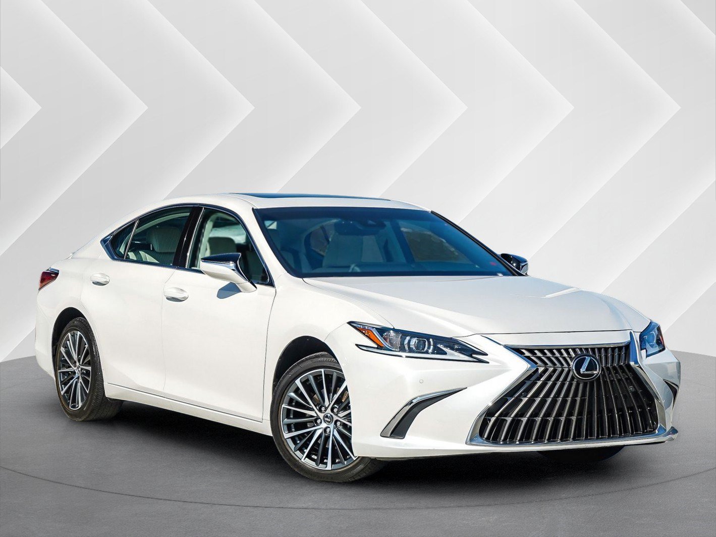 Used 2025 Lexus ES 300h w/ Premium Package