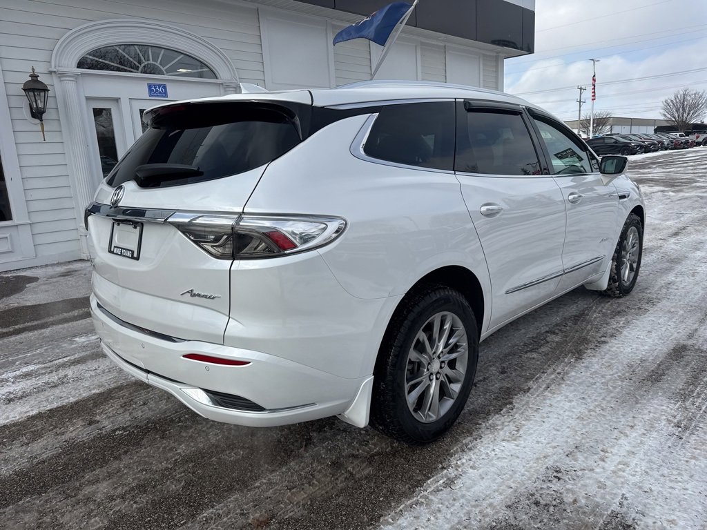 Certified 2022 Buick Enclave Avenir w/ Avenir Technology Package image 5
