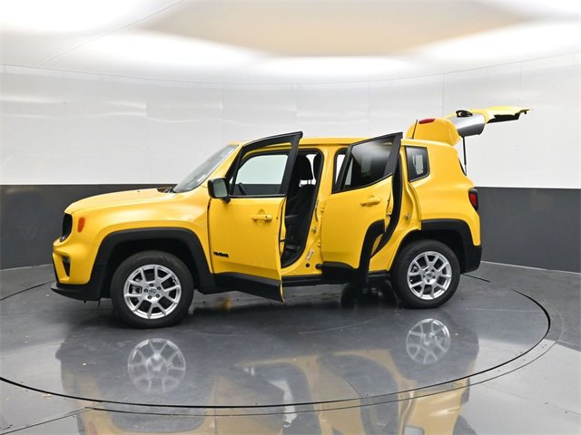 Used 2023 Jeep Renegade Latitude image 56
