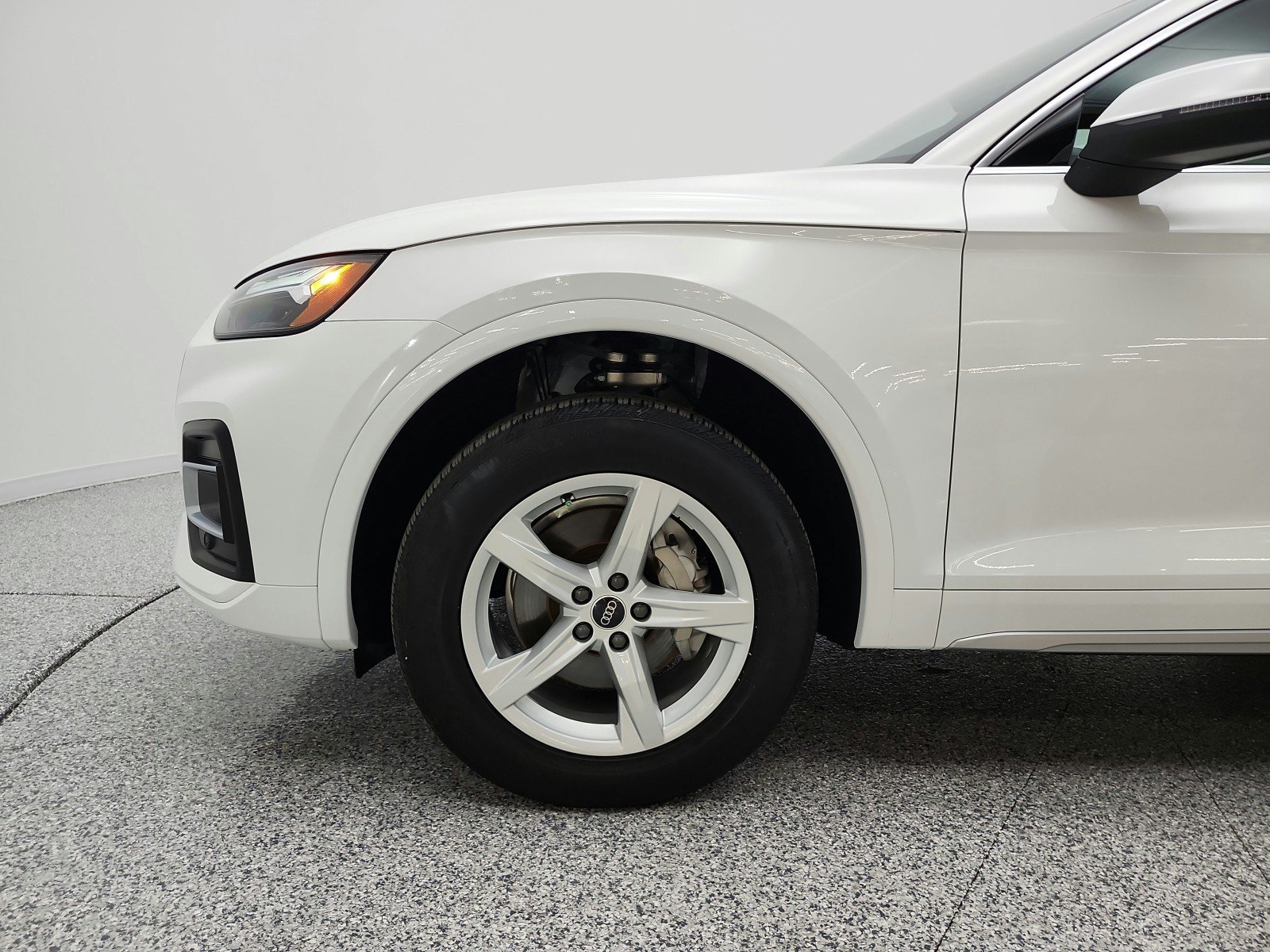 Used 2023 Audi Q5 2.0T Premium w/ Convenience Package AWD/4WD image 21
