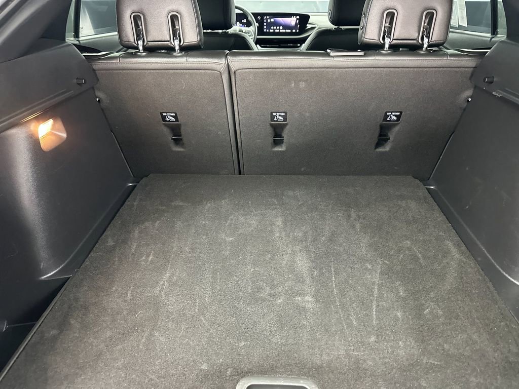 Used 2025 Buick Envista Sport Touring FWD image 14