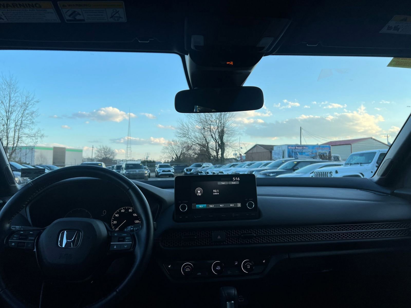 Used 2025 Honda HR-V Sport image 31