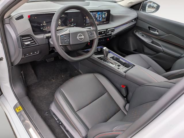 New 2026 Nissan Sentra SR w/ SR Premium Package FWD image 11
