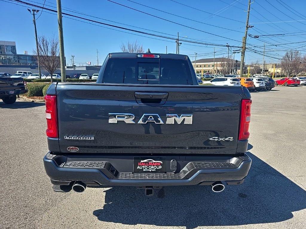 New 2026 RAM 1500 Laramie AWD/4WD image 4