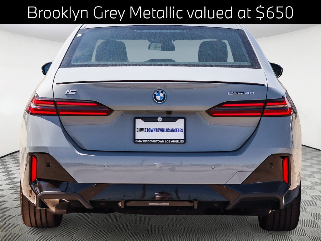New 2027 BMW i5 M60 w/ M Sport Package RWD image 5