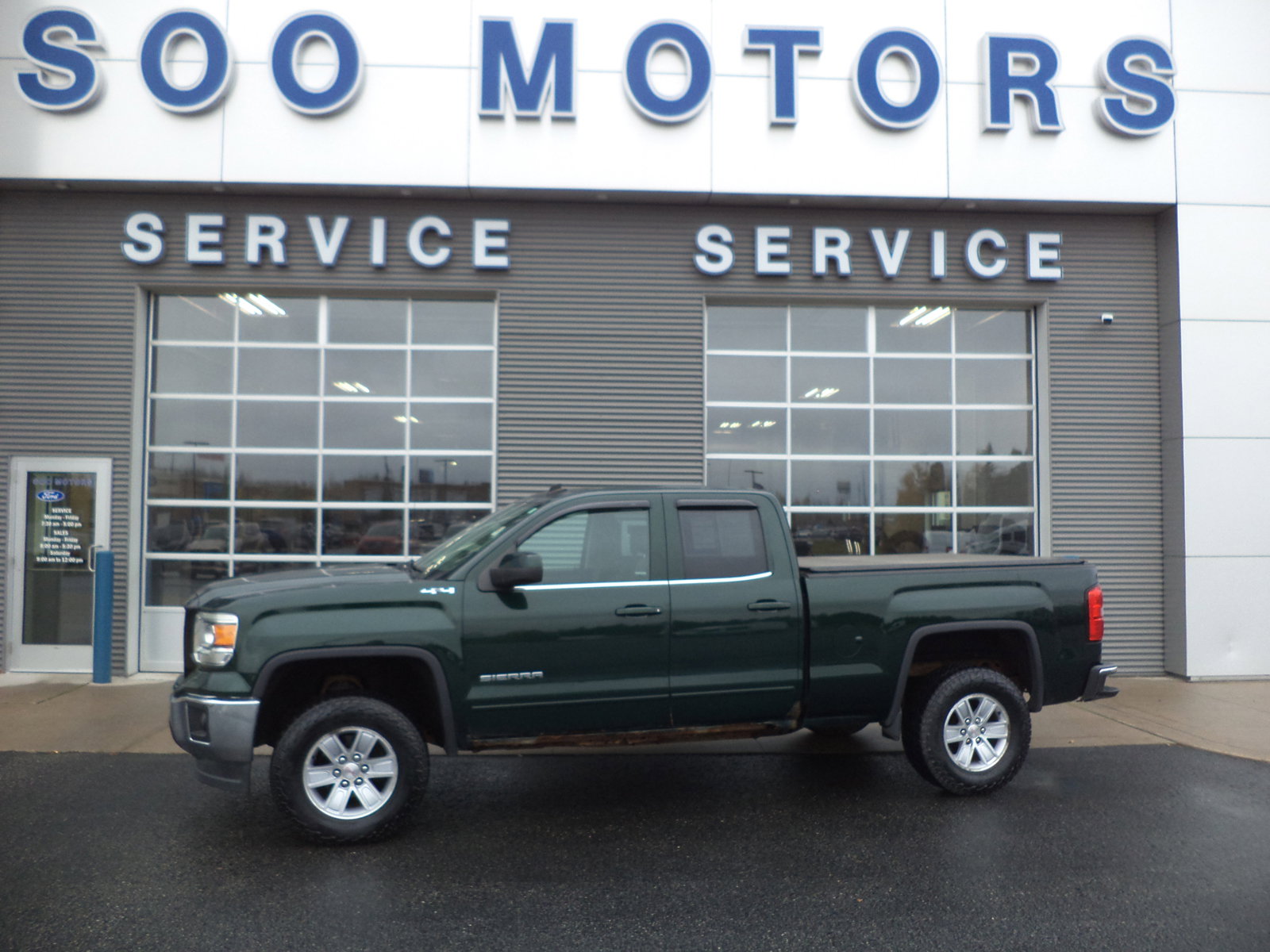 Used 2014 GMC Sierra 1500 SLE w/ SLE Value Package
