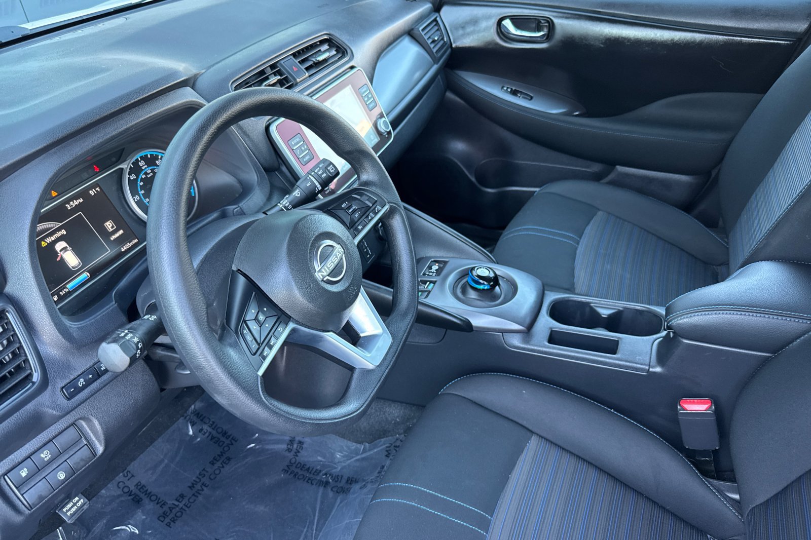 Certified 2025 Nissan Leaf S FWD image 10