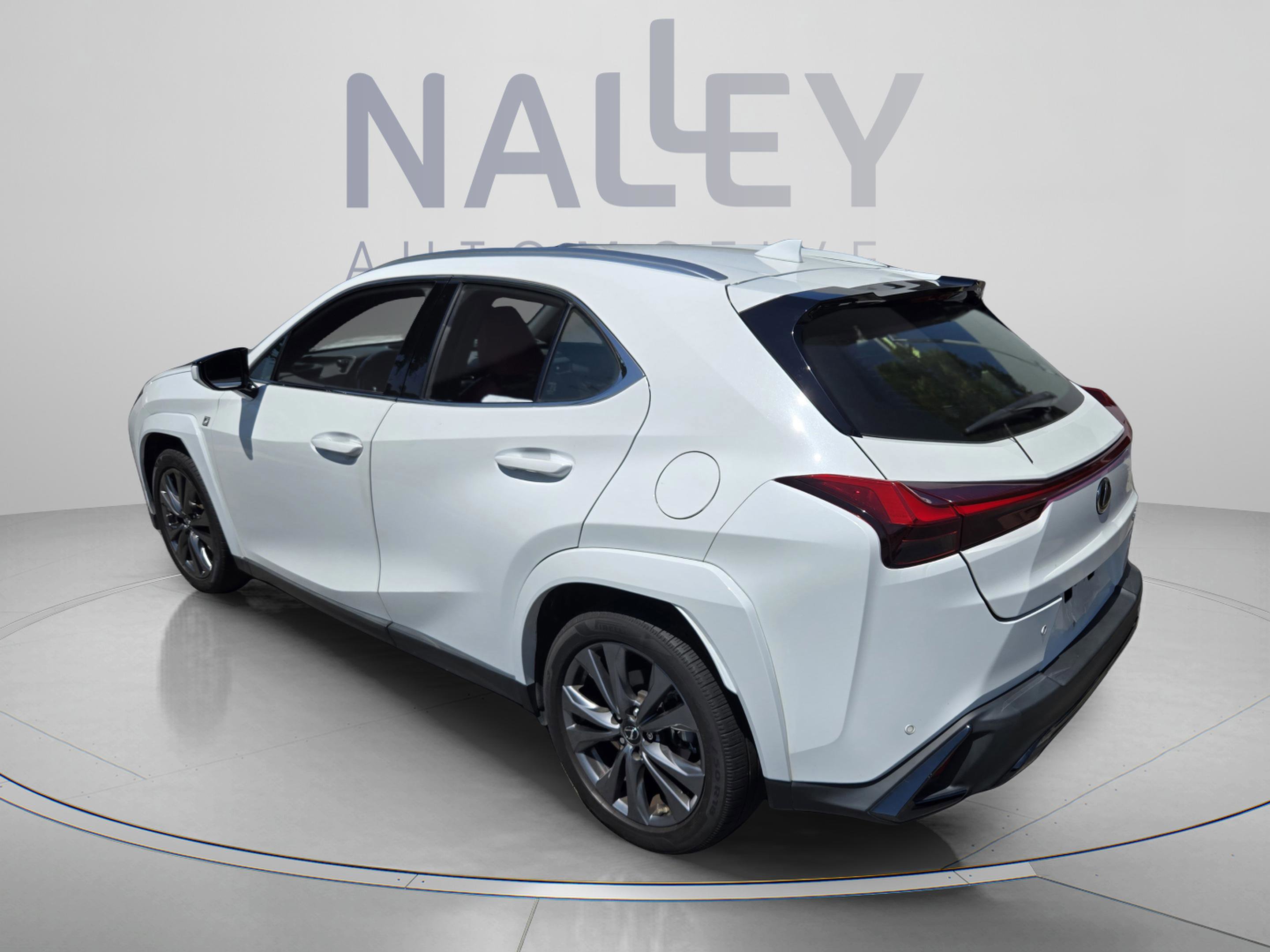 Used 2022 Lexus UX 200 F Sport w/ Accessory Package (Z2) FWD image 3