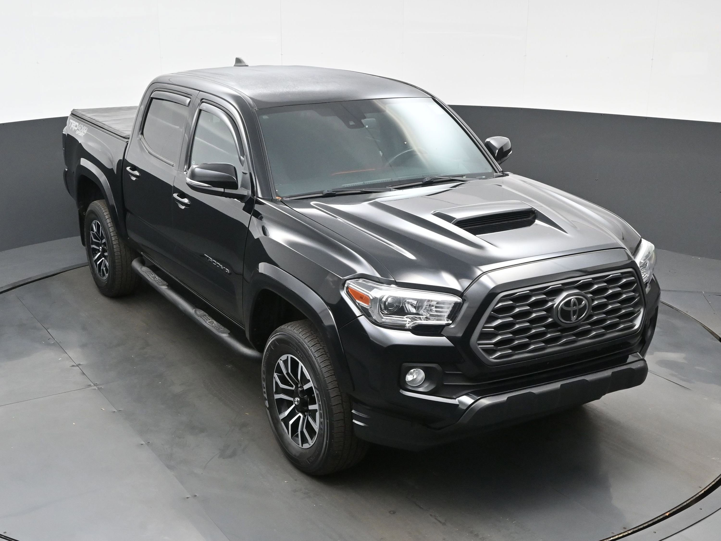 Used 2020 Toyota Tacoma TRD Sport image 40