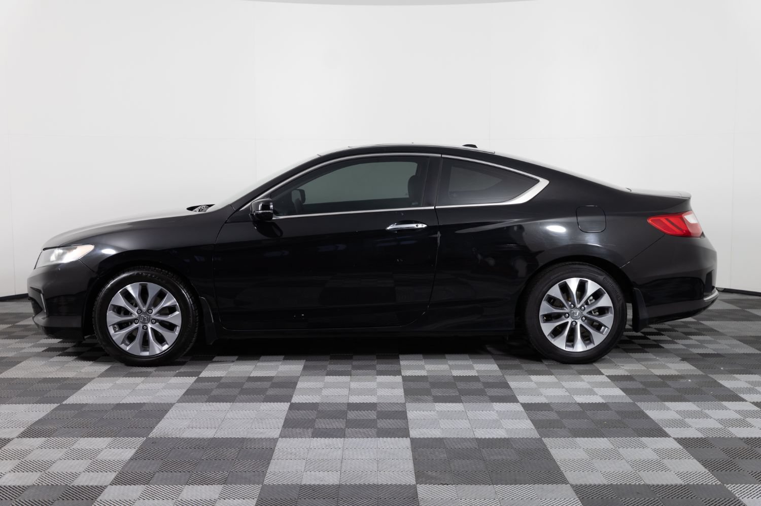 Used 2014 Honda Accord EX-L image 2
