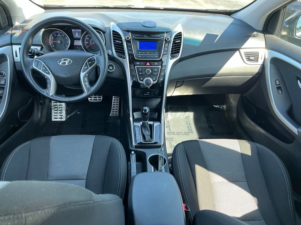 Used 2016 Hyundai Elantra GT w/ Option Group 02 FWD image 17