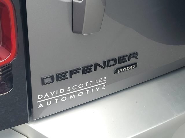 Used 2023 Land Rover Defender 110 SE AWD/4WD image 29