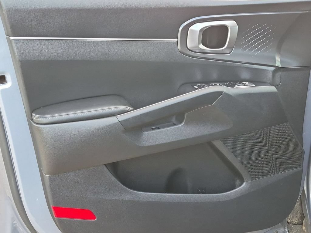 Certified 2024 Kia Sorento S w/ Panoramic Sunroof Package FWD image 23