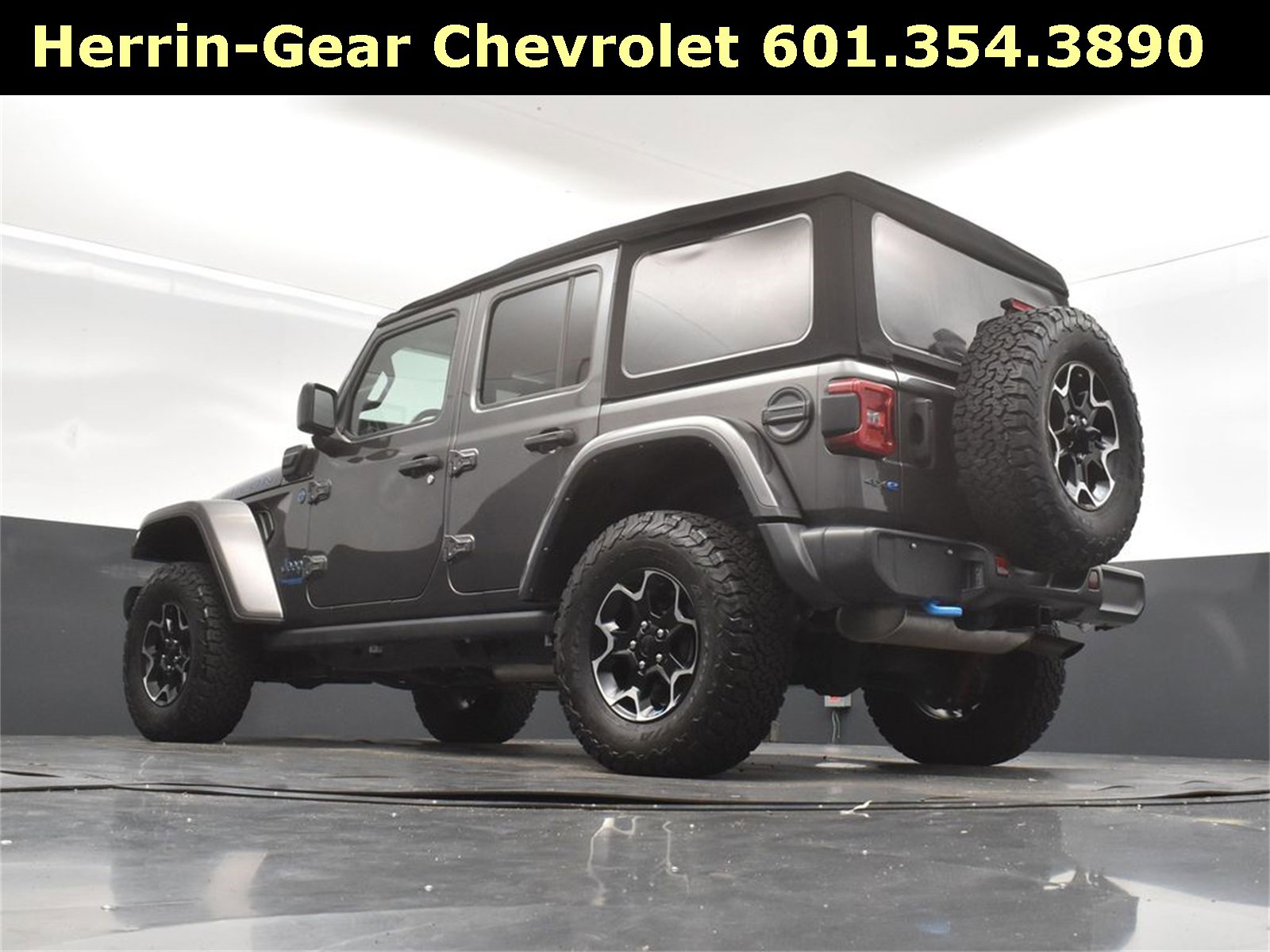 Used 2022 Jeep Wrangler Unlimited Rubicon 4xe image 36