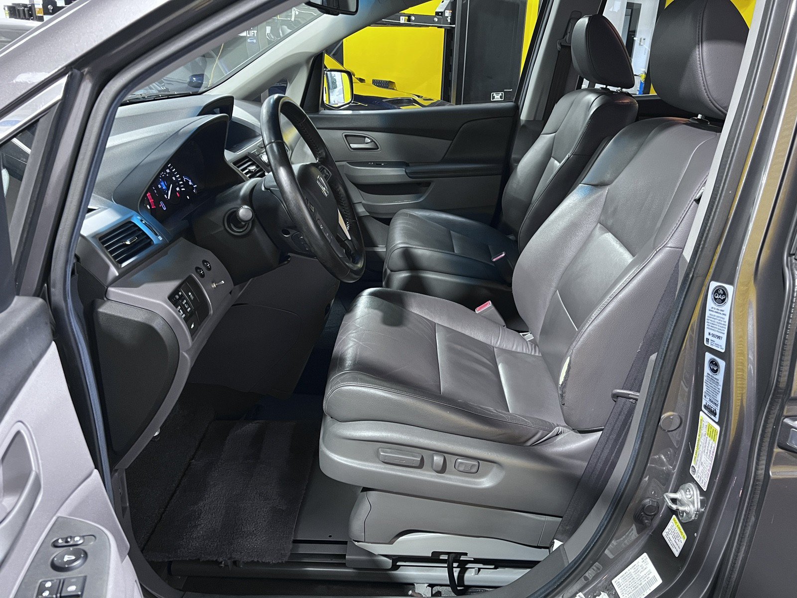 Used 2011 Honda Odyssey EX-L image 15