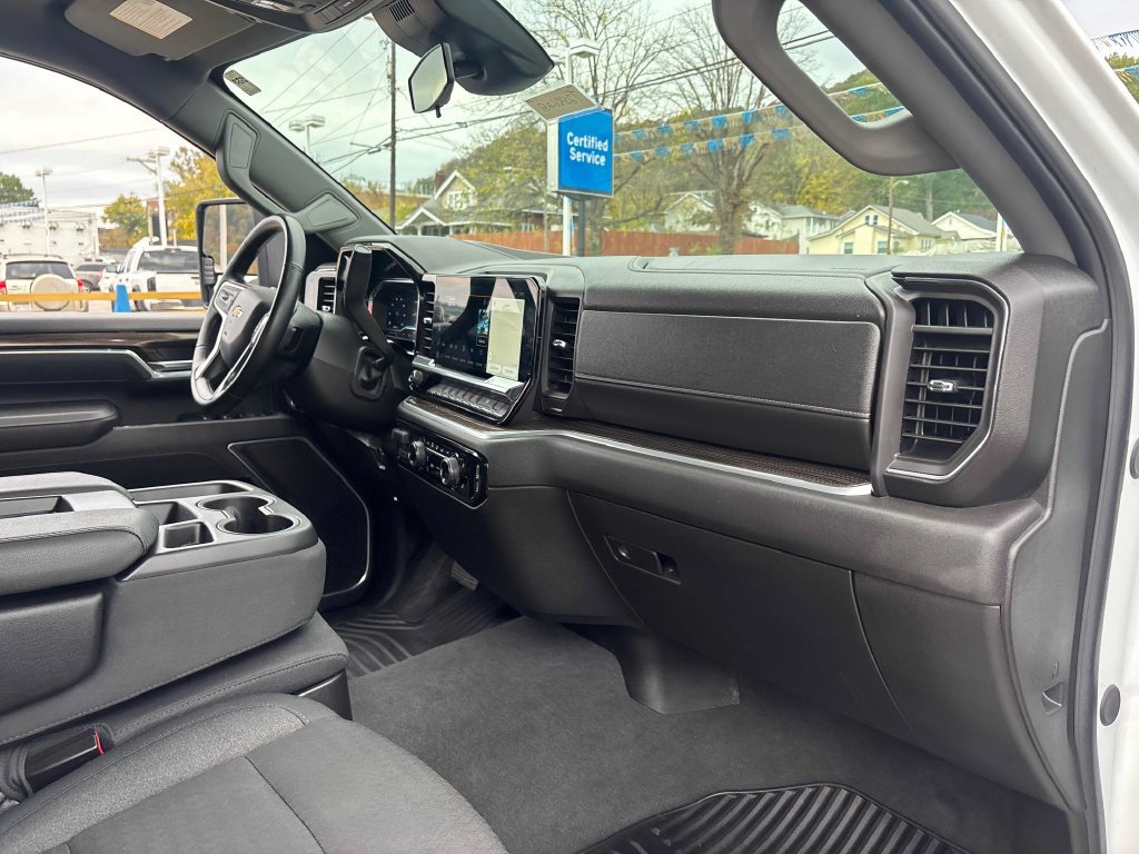 Used 2025 Chevrolet Silverado 2500 LT w/ Convenience Package AWD/4WD image 28