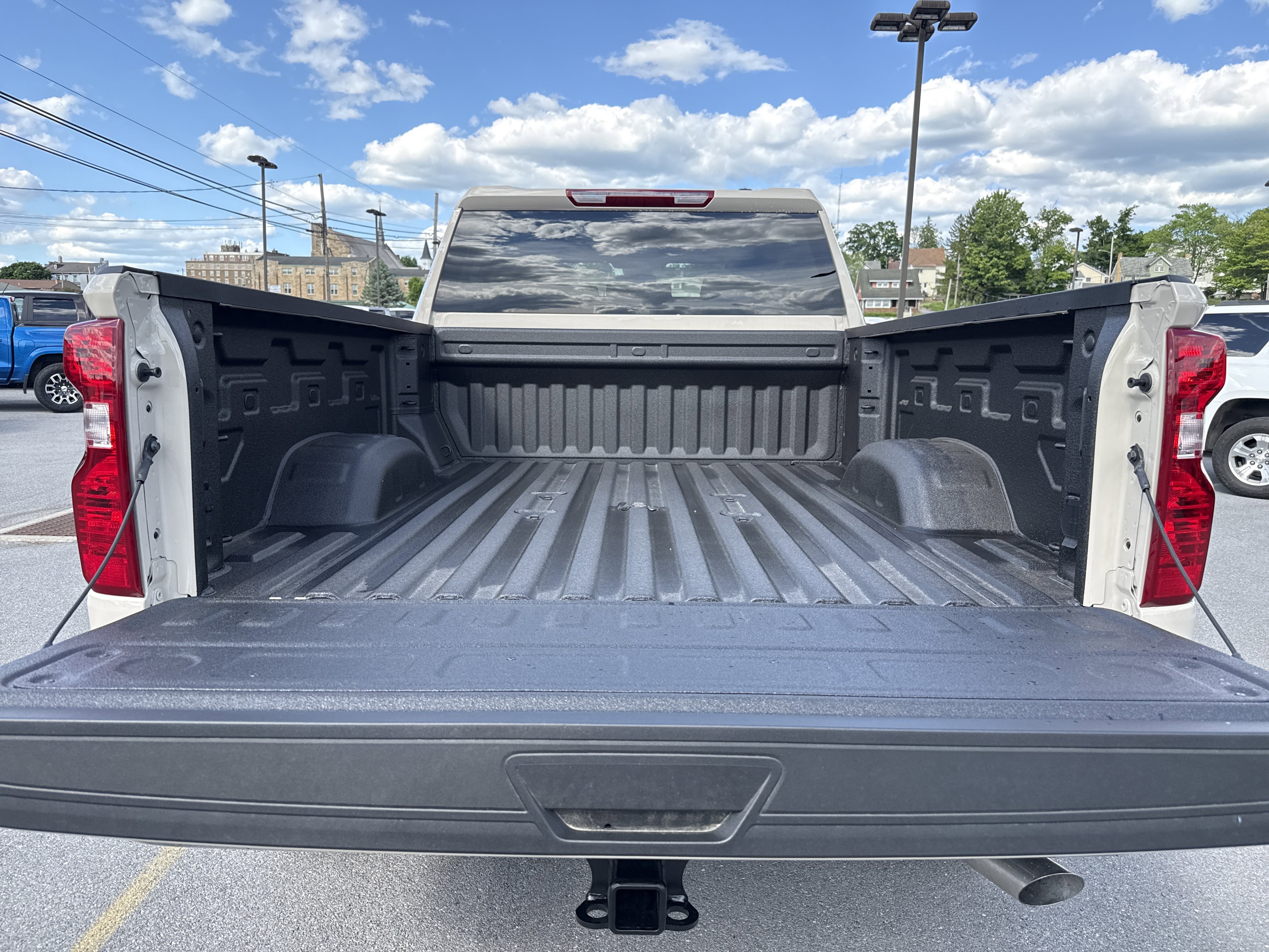 New 2026 Chevrolet Silverado 2500 Custom w/ Custom Value Package AWD/4WD image 6