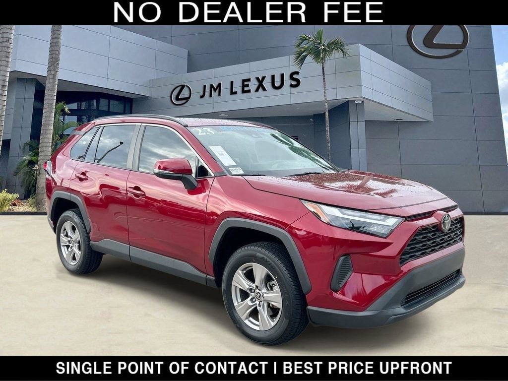 Used 2023 Toyota RAV4 XLE w/ Convenience Package FWD image 1