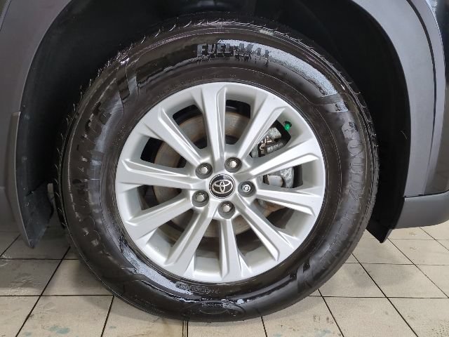 Used 2025 Toyota Grand Highlander AWD Hybrid image 31