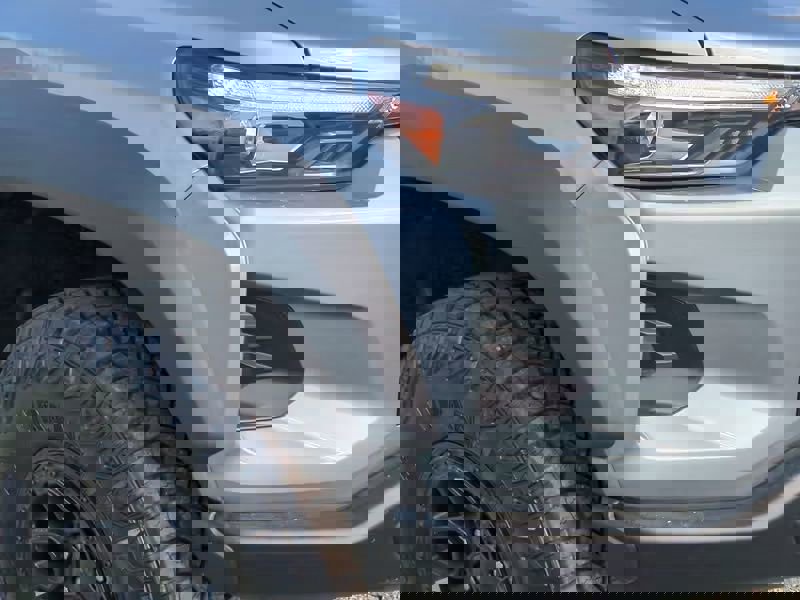 New 2026 Chevrolet Colorado ZR2 w/ ZR2 Bison Edition image 6