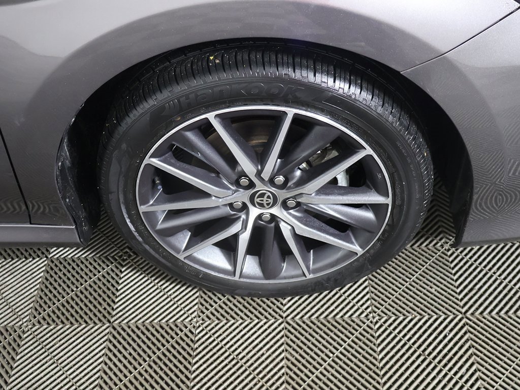 Used 2021 Toyota Camry XLE w/ Navigation Upgrade Package image 20