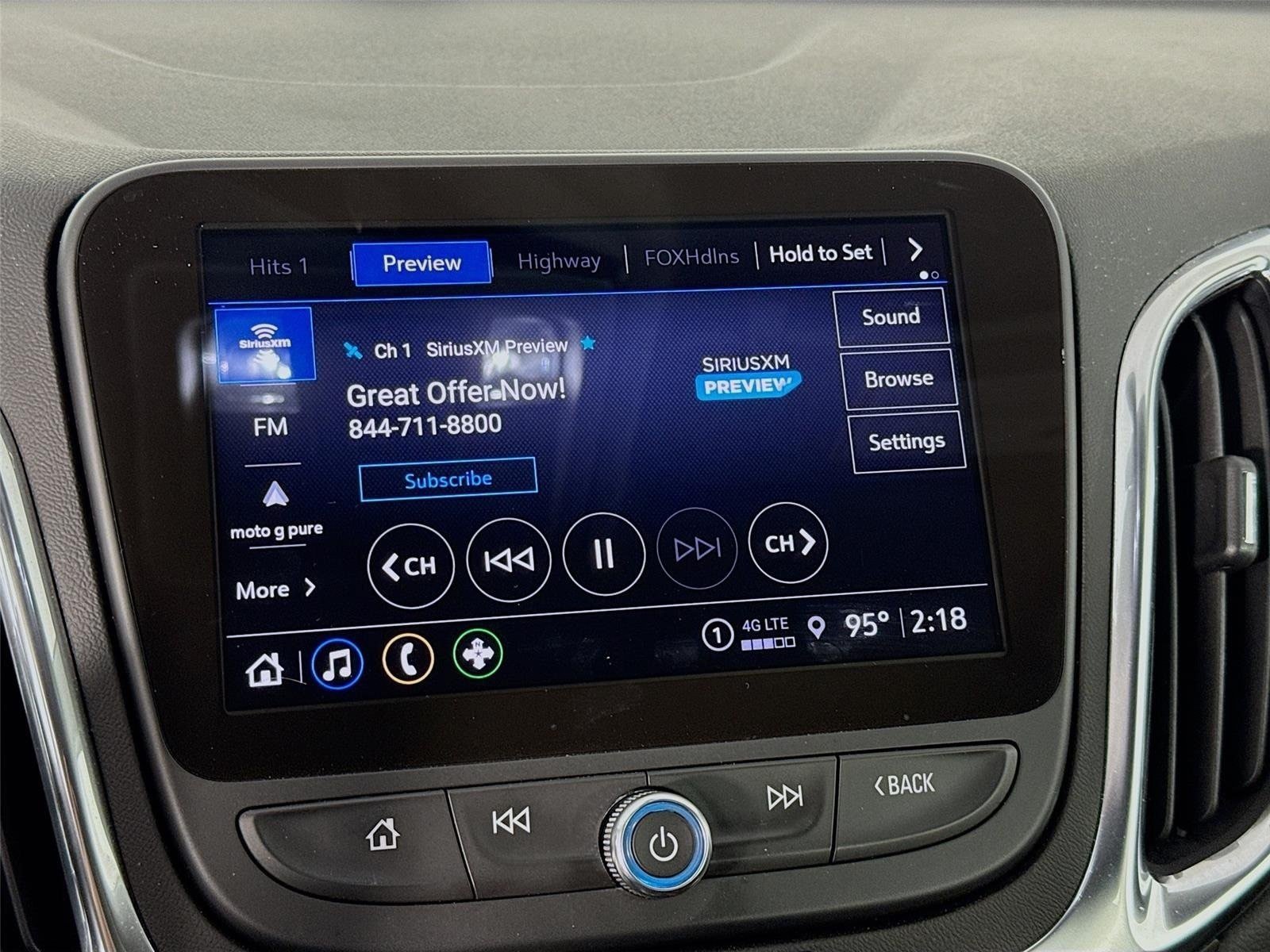 Used 2024 Chevrolet Equinox LT FWD image 15