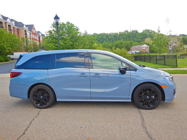 Used 2025 Honda Odyssey Sport-L image 10