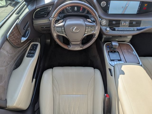 Used 2020 Lexus LS 500 w/ Interior Upgrade Package RWD image 12