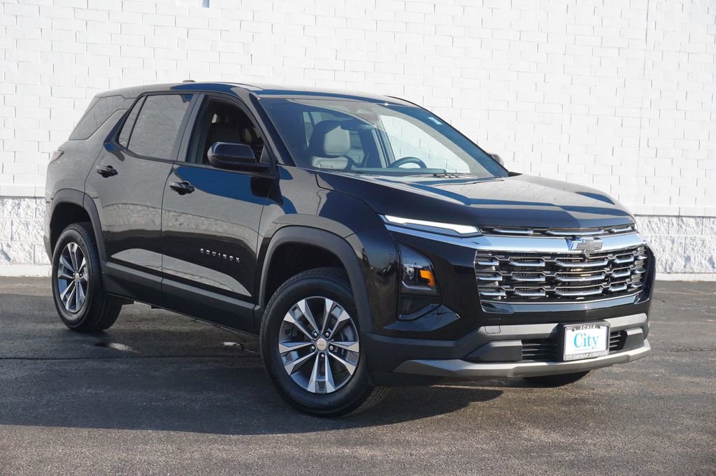 New 2026 Chevrolet Equinox LT FWD image 3