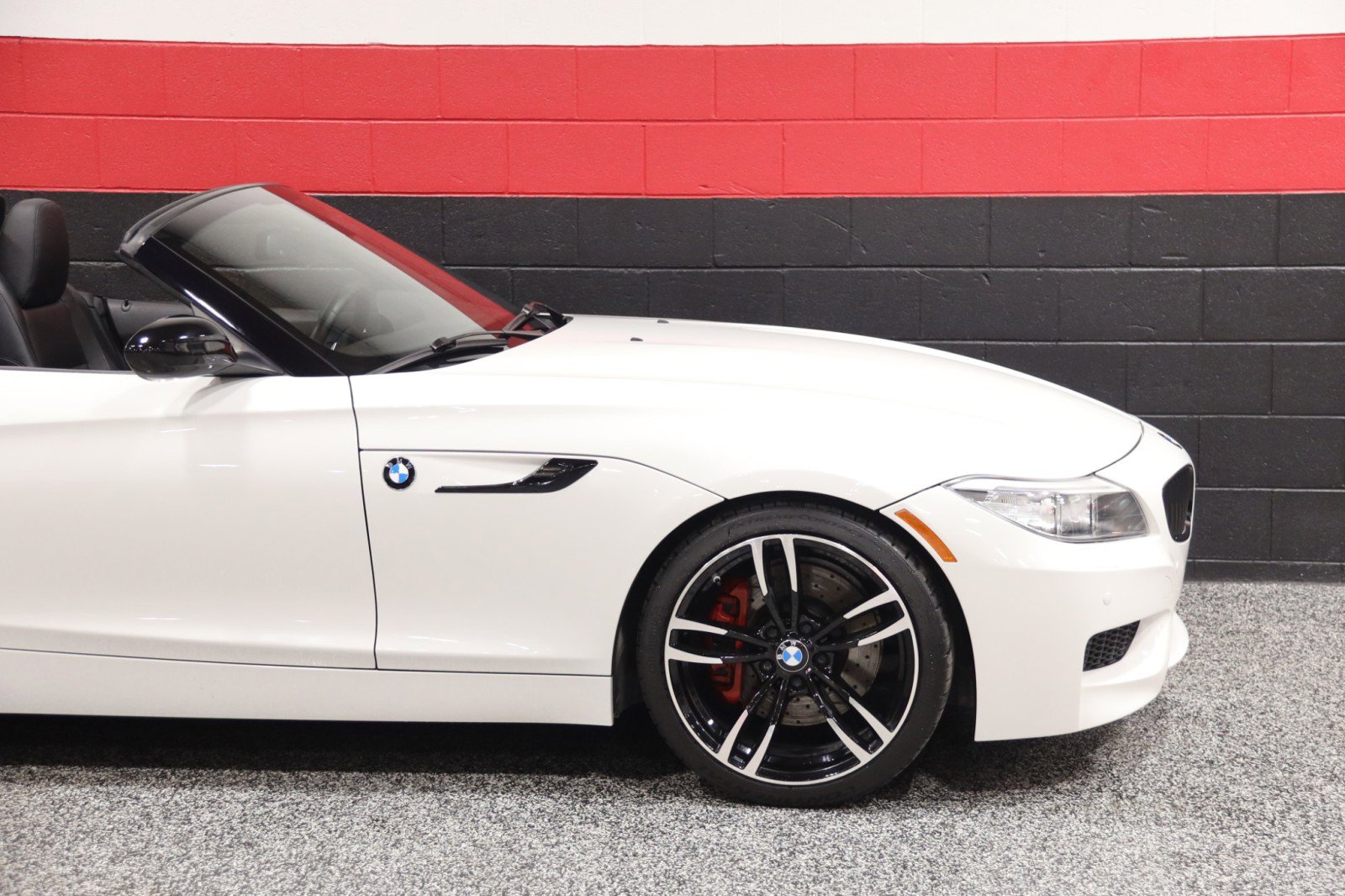 Used 2014 BMW Z4 sDrive35i image 7